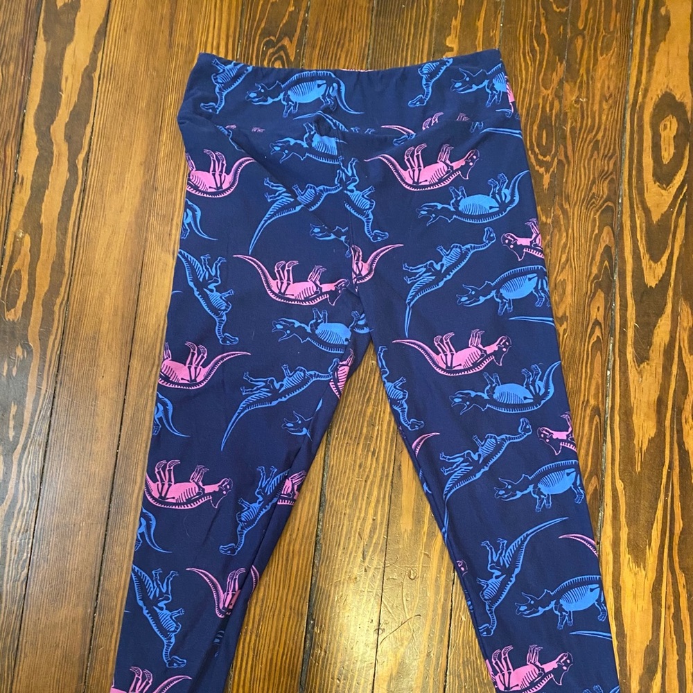 Dinosaur Lularoe leggings TC